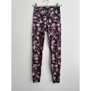 Lululemon Wunder Under Hi-Rise Tight size 6